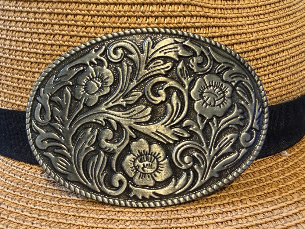 Antiqued Silver Classic Elliptical Flower with Vine Belt Buckle