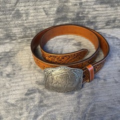 Crumrine Buffalo Belt & Buckle Western Silver Tone 38058 Cowboy LEATHER Belt 42