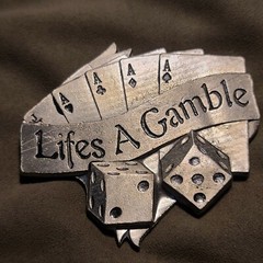 Poker Hand Lifes A Gamble Belt Buckle Aces Dice Cards Metal Mobtown 2002