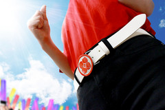 Red Silver Pop Buckle Peach Four Leaf Clover White Leather Round Adjustable Belt