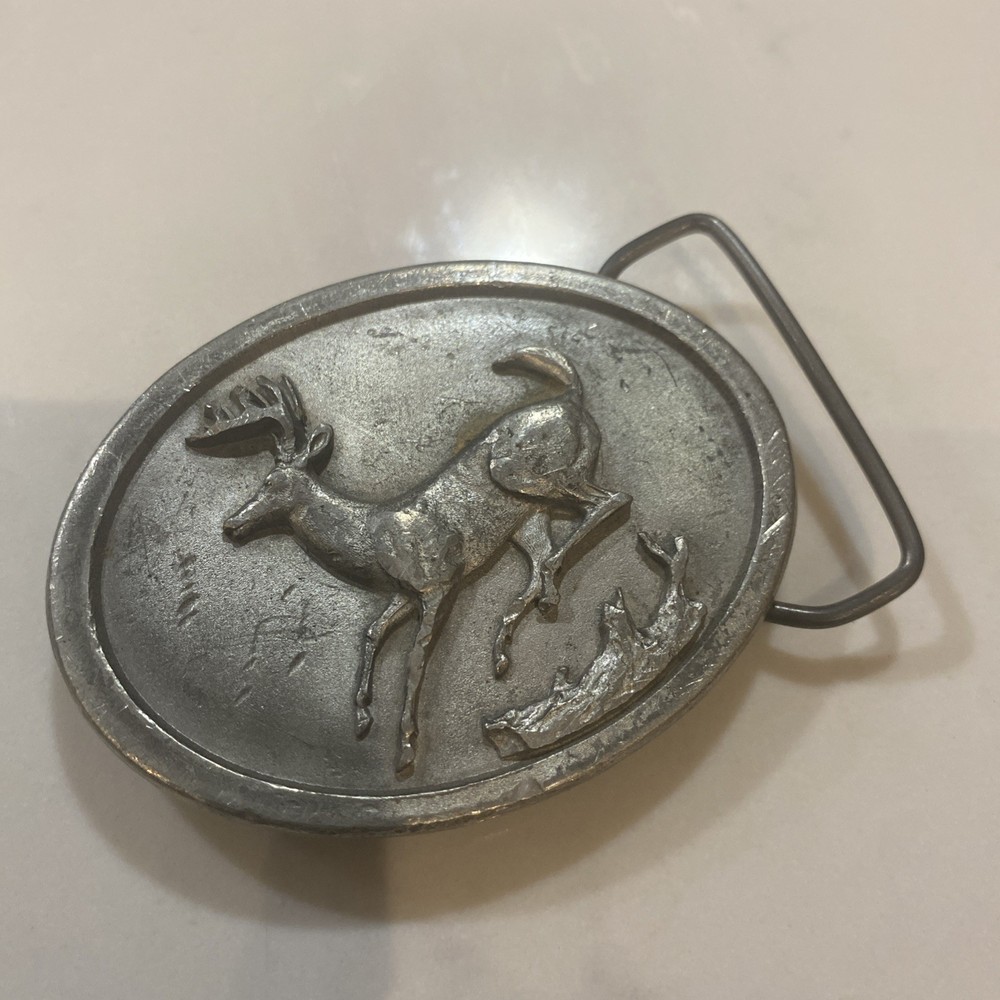 Vintage 1976 Pilgrim Pewter Inc. Sid Bell Design Oval Running Buck Belt Buckle