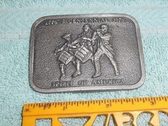 VINTAGE BICENTENNIAL 1776-1976 SPIRIT OF AMERICA METAL BELT BUCKLE