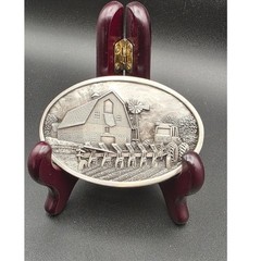 VTG Belt Buckle BARN 1984 Bergamot Brass Works Pewter Farming T 149 USA Farmer