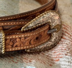 Justin Men’s Belt Crumrine Buckle Size 36 114 TN. Brown Top Grain Cowhide USA