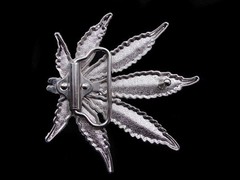 SA13157 *NOS* COOL **MARIJUANA LEAF** (FLAG OF JAMAICA) SILVERTONE BELT BUCKLE