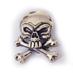 Skull with Crossed Bones Brass Belt Buckle