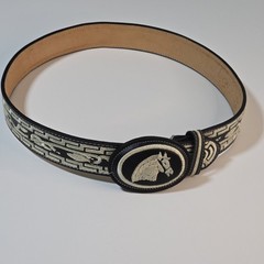 YAC Leather And Silk Blk And White Horse Head Design Belt 34&Prime;