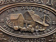 Vintage 1976 Labatt&rsquo;s « The Original Pioneer Brewery » Belt Buckle