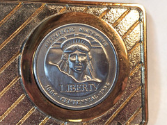Vtg Belt Buckle Liberty Centennial Coin 1986 Statue of Liberty Leslie Mfg Metal