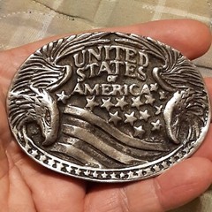 UNITED STATES OF AMERICA DOUBLE EAGLES / STARS & STRIPES Oval Belt Buckle