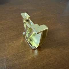 Louis Vuitton Gold Belt Buckle Unisex 2 X 2