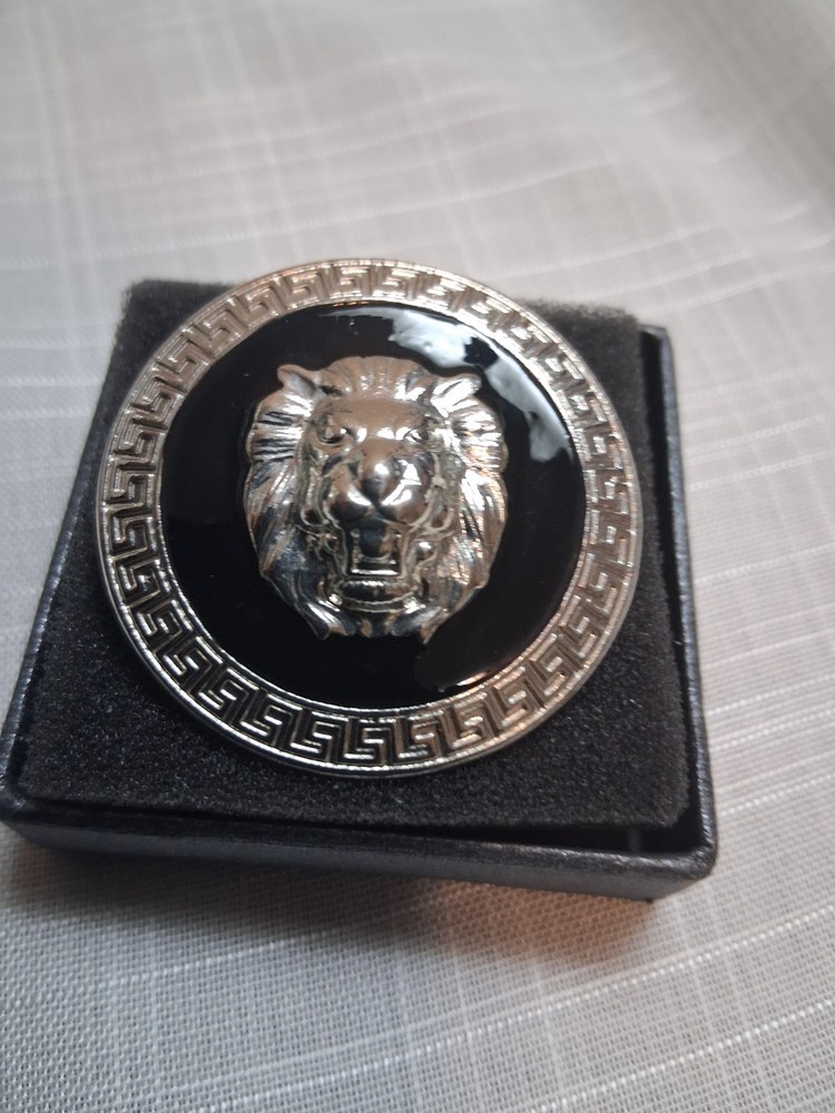 Men&rsquo;s Silver/Black Lion Head Greek Key Metal Belt Buckle, 1.5in, Antique