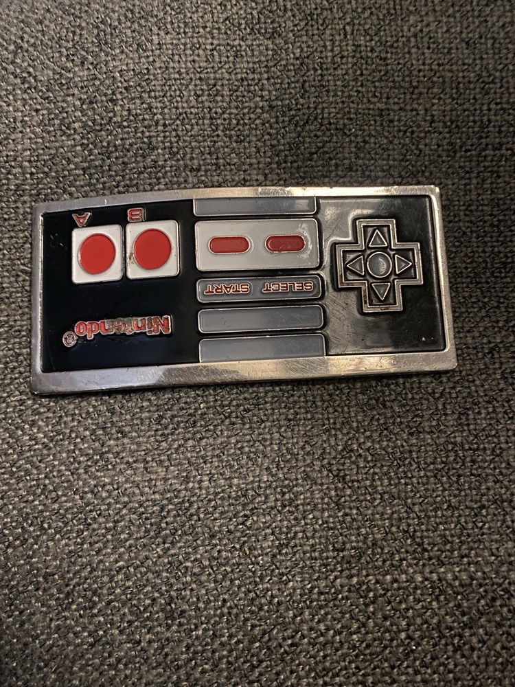 Nintendo NES Controller Video Game Cutout Belt Buckle Metal Vintage 2003 Classic