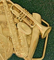 VTG 1980 SOLID BRASS BELT BUCKLE Guitar Saxophone Trumpet Musical Notes EUC Jazz