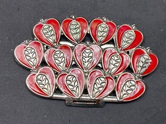 Unknown To Me! Red And Silver Color Heart Pattern. – Half Of Belt Buckle?