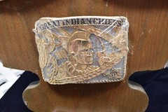 AWARD DESIGN MEDALS PRESENT 12 GREAT INDIAN CHIEFS GOLD SILVER PLATED ON STAND