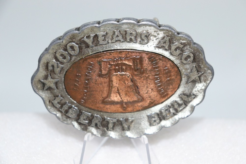 1970&rsquo;s Belt Buckle Oval Mixed Metal 200 Years Ago Liberty Bell