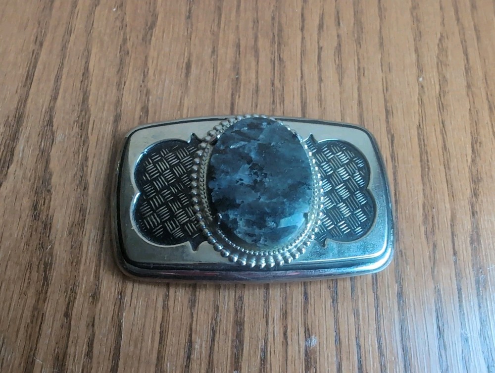 Metal Belt Buckle Silver Colored 3 1/4&Prime;Wx 2 1/4&Prime;H with Oval Hematite Cabochon