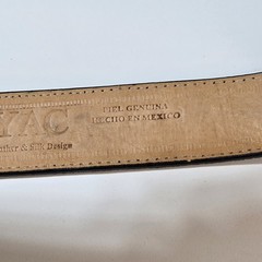 YAC Leather And Silk Blk And White Horse Head Design Belt 34&Prime;