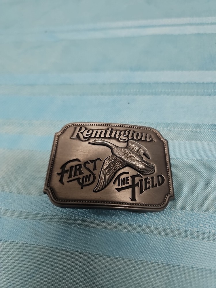 Remington Arms Company « First In The Field » Belt Buckle 1980 Canada Goose VTG