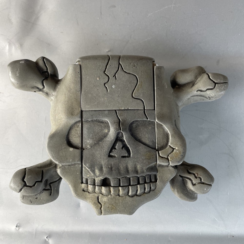 Skull Buckle 3in Tall 2.5in Wide Metal