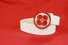 Red Silver Pop Buckle Peach Four Leaf Clover White Leather Round Adjustable Belt