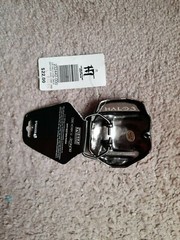 Halo 3 Belt Buckle Hot Topic Bioworld Merchandising Bungie Xbox 360 from 2008