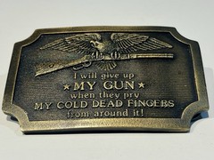 Indiana Metal 1977 Belt Buckle – « I&rsquo;LL GIVE UP MY GUN WHEN…” Charlton Heston NRA