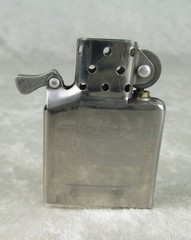 Rock Rebel 2 Revolvers 1 Star Belt Buckle Lighter Holder Pistols Buckle