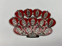 Unknown To Me! Red And Silver Color Heart Pattern. – Half Of Belt Buckle?
