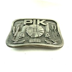 PIK II 1986 Metal Belt Buckle Iowa Premium & Specialty 492/5000