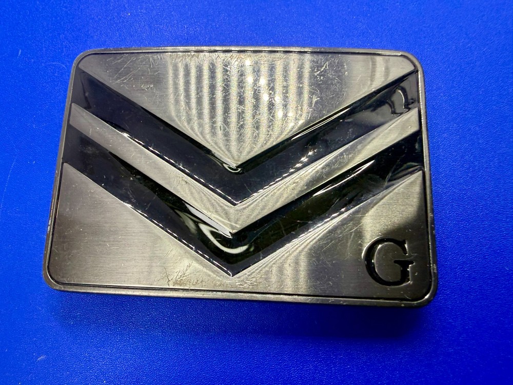 Two Stacked Chevron Shapes? Black Enamel Stripes G Letter Belt Buckle