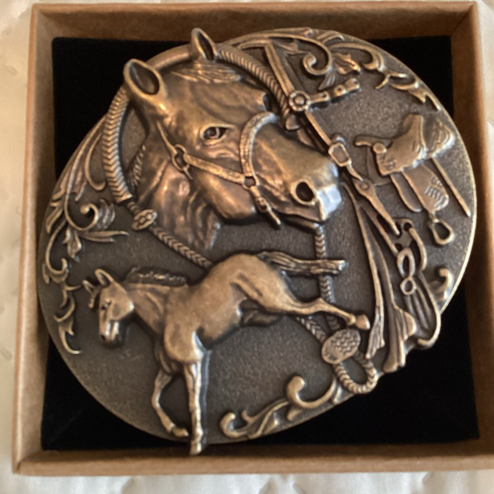 Unisex Cowboy Western Belt Buckle for Rodeo Style Retro Wear – Horse Head Saddle