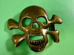 Creepy Skull Crossbones See-Trough Halloween Cutout Belt Buckle For 1.25&Prime; Belt