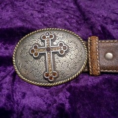 OVAL NOCONA RELIGIOUS CROSS CRYSTALS BELT & ETCHED BUCKLE 39&Prime; NICE!