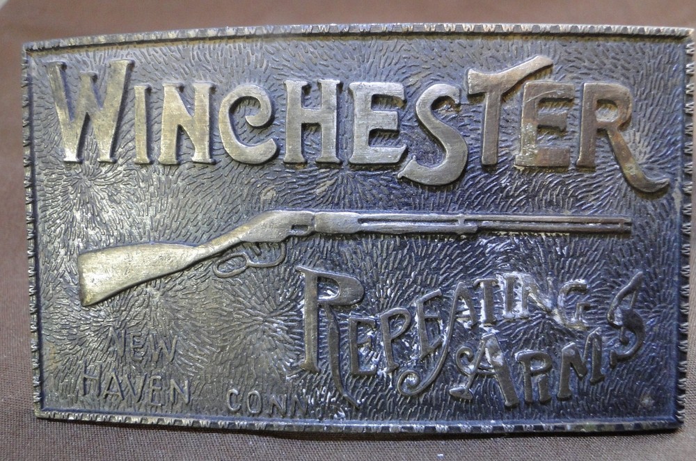 Belt Buckle – Winchester Repeating Arms – New Haven, Conn. – Rifle – 4 »x2.25 »