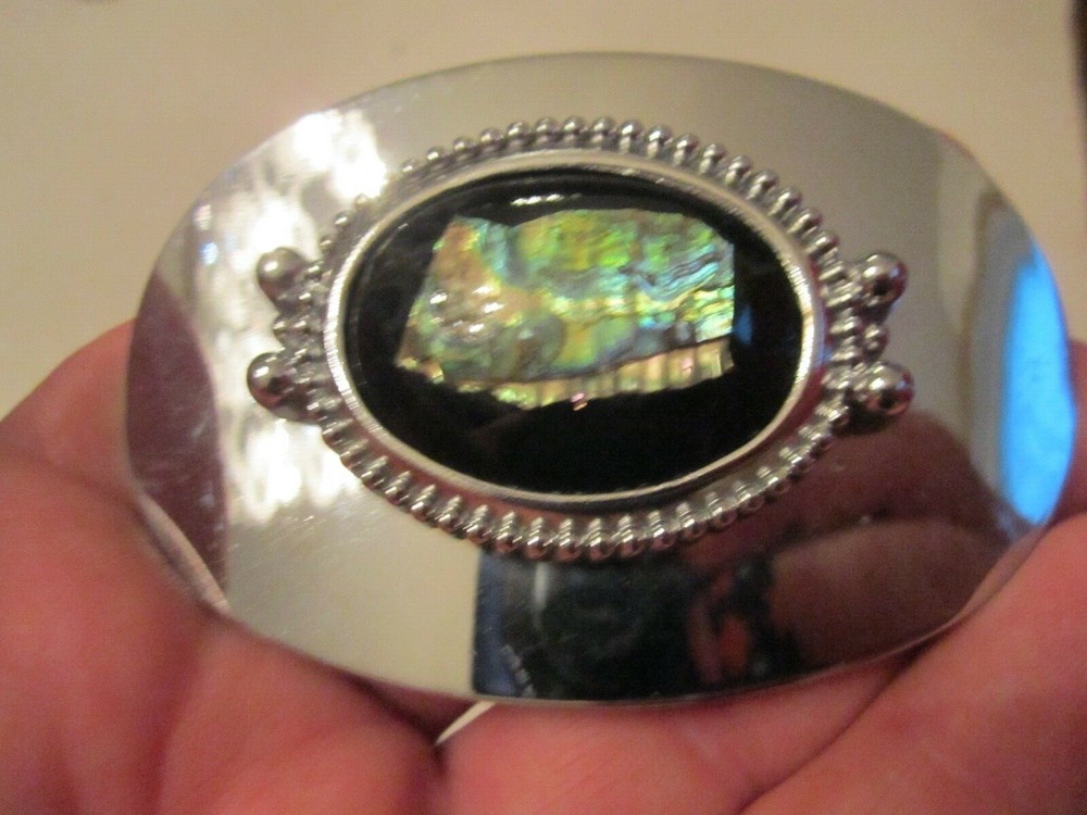 MOTHER OF PEARL STONE INSIDE ACRYLIC DESIGN BELT BUCKLE – GW-13