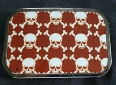 SKULL AND CROSSBONES PIRATE CROSS BONES RED WHITE PATTERN BELT BUCKLE DOWN