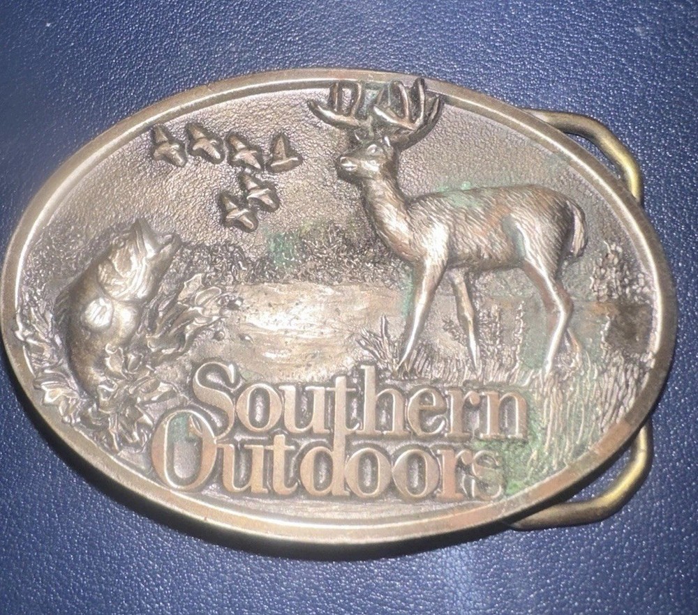 Men&rsquo;s Silver Metal Western Belt Buckle Outdoor Hunting Deer Oval Figural 1.5 in