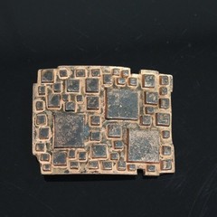 Rustic Copper Belt Buckle With Geometric Relief Design For Jeans