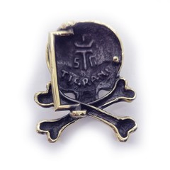 Skull with Crossed Bones Brass Belt Buckle