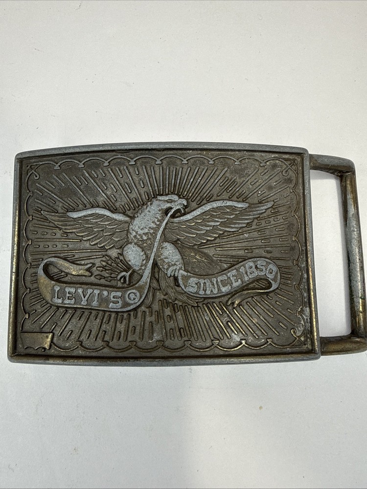 1970s-80s vintage LEVIS belt buckle BRASS america EAGLE usa WESTERN cowboy