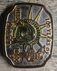 100 Years of Liberty 1886-1986 Gold & Silver Tones Belt Buckle 3 3/8&Prime; x 2 5/8&Prime;