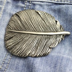 Large Feather Detailed Rustic Silver Vintage Look Oval Belt Buckle