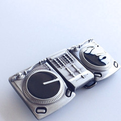 New Vintage CD Turntables Music Belt Buckle
