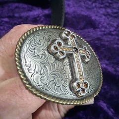 OVAL NOCONA RELIGIOUS CROSS CRYSTALS BELT & ETCHED BUCKLE 39&Prime; NICE!