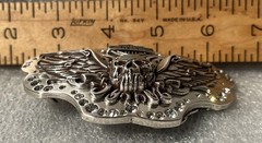 Harley-Davidson women&rsquo;s skull / wings belt buckle.#97772-09VW. Silver and Black