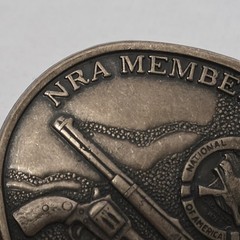 Belt Buckle – NRA Member Commemorative « The Guns of John Wayne » (read desc.)
