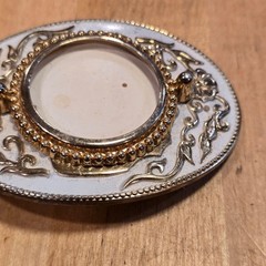 Floral Scroll Photo Holder Belt Buckle Mens White Gold Western Metal Oval