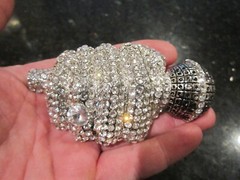 ABSTRACT THEME BELT BUCKLE COVERED IN CRYSTALS HEAVY GW-17